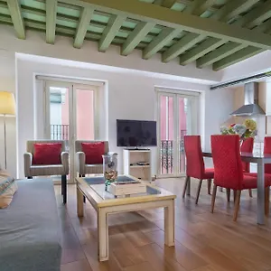  Apartamento Amplio Piso En El Corazon De