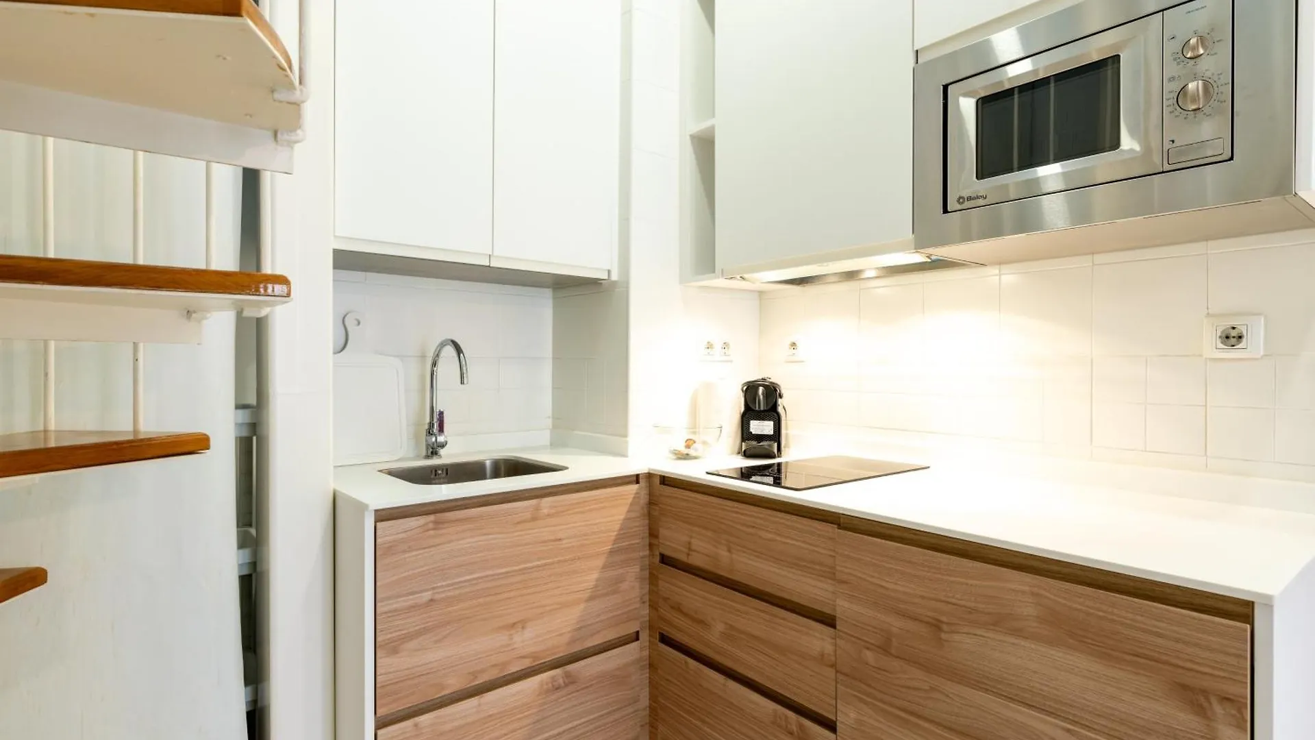 Duplex Con Terraza Junto A La Catedral Apartment Seville 0*,