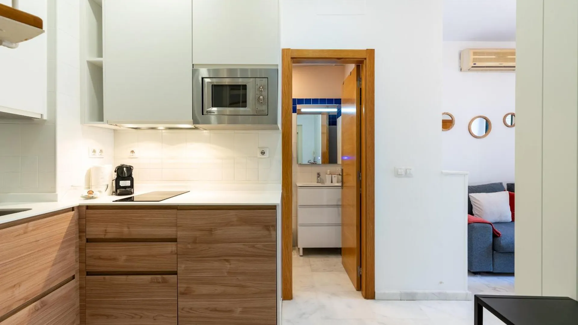 Duplex Con Terraza Junto A La Catedral Apartment Seville Spain