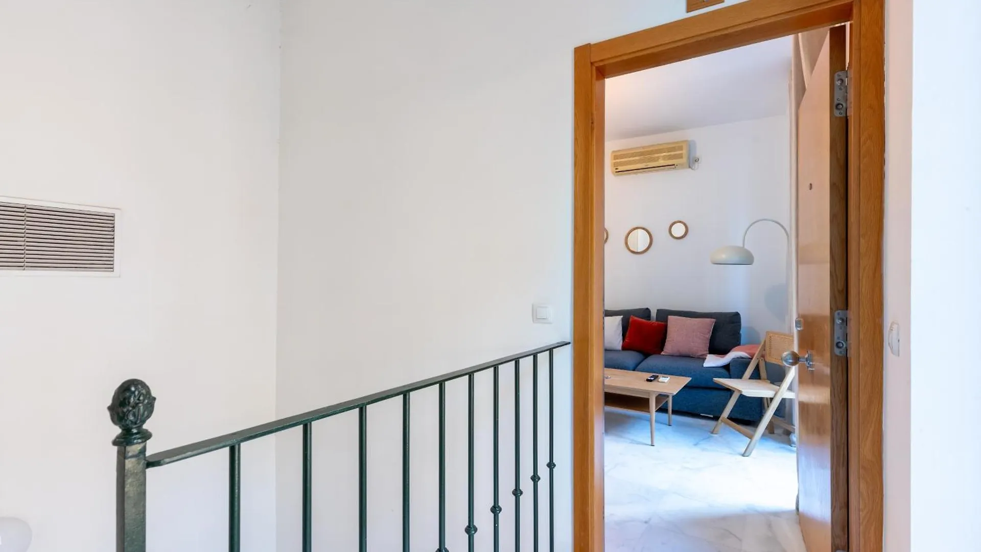 Duplex Con Terraza Junto A La Catedral Apartment Seville