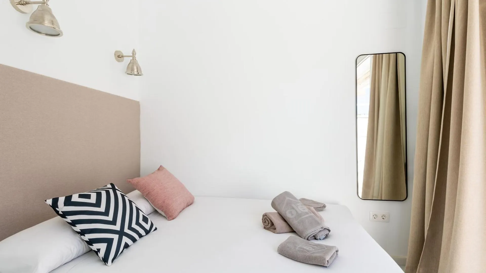 Apartment Ferienwohnung Duplex Con Terraza Junto A La Catedral Sevilla